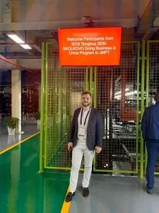 Мы любим учиться и осваивать новые управленческие навыки и технологии.  5
